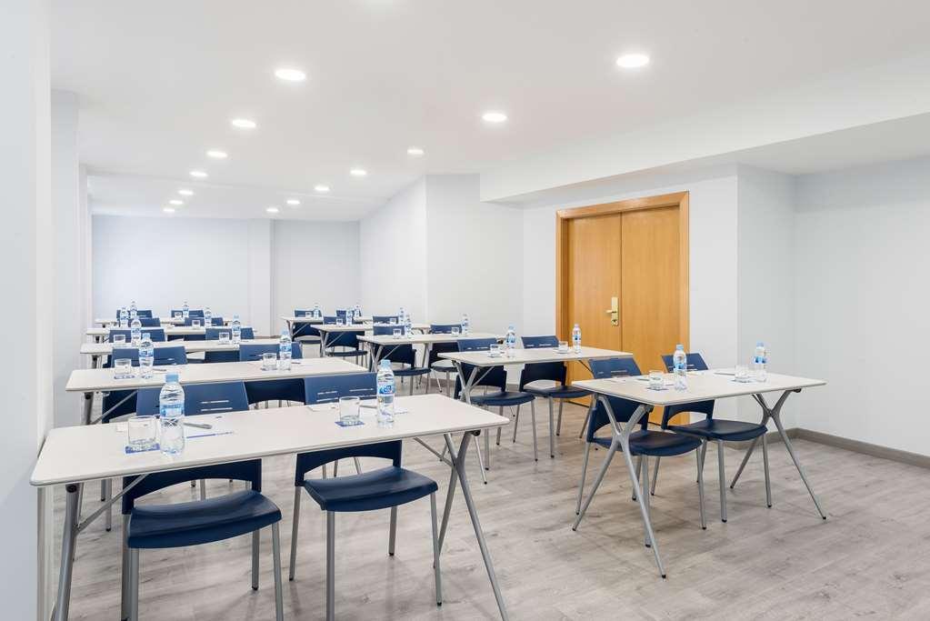Hotel Elche Centro , Affiliated By Melia Bekvämligheter bild